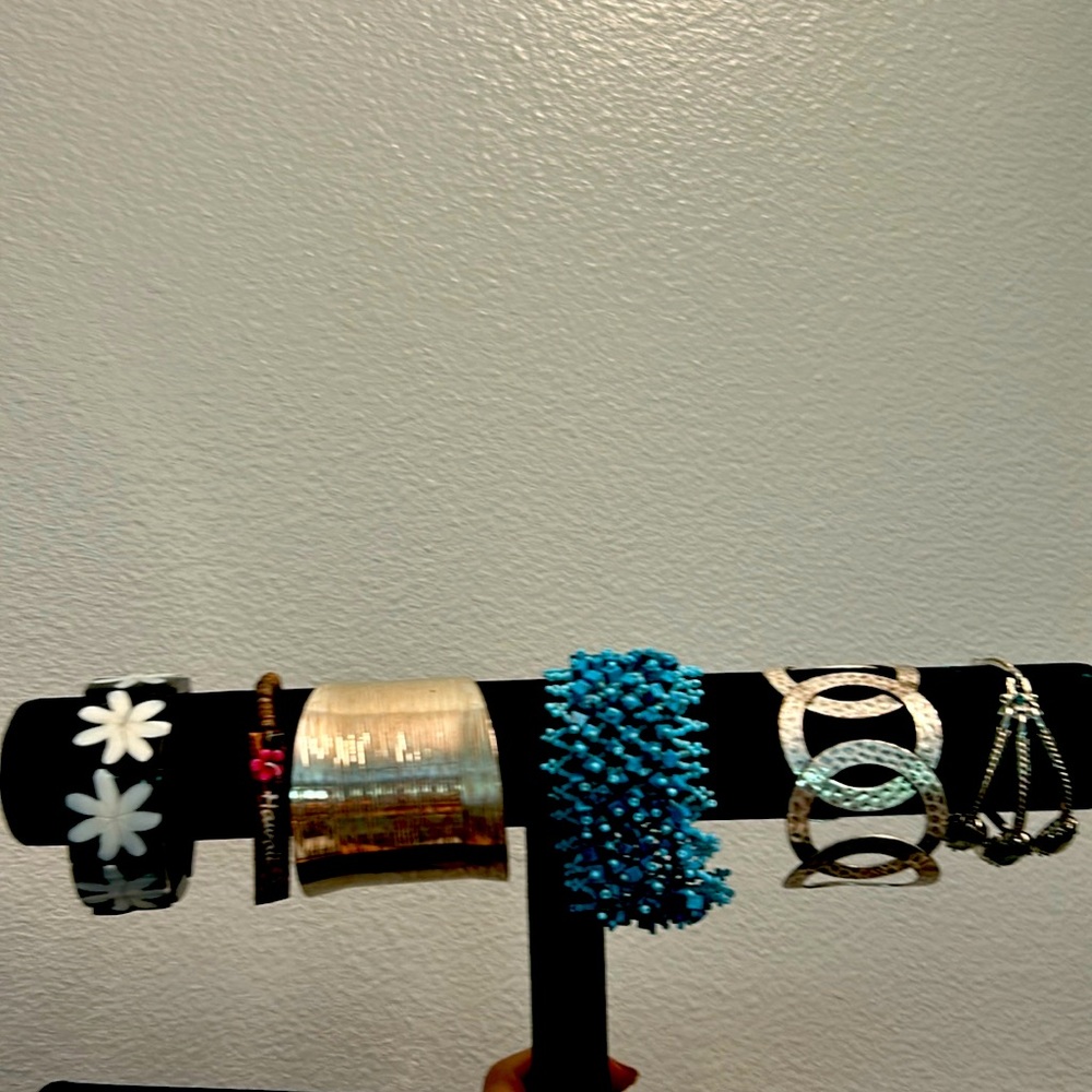 6 beautiful bracelets